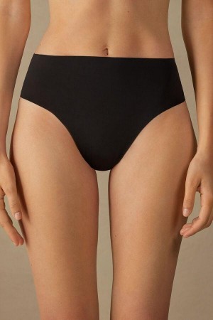 Intimissimi High Talje Thong in Seamless Ultralight Microfiber Trusser Dame Sort | DK3774PQ