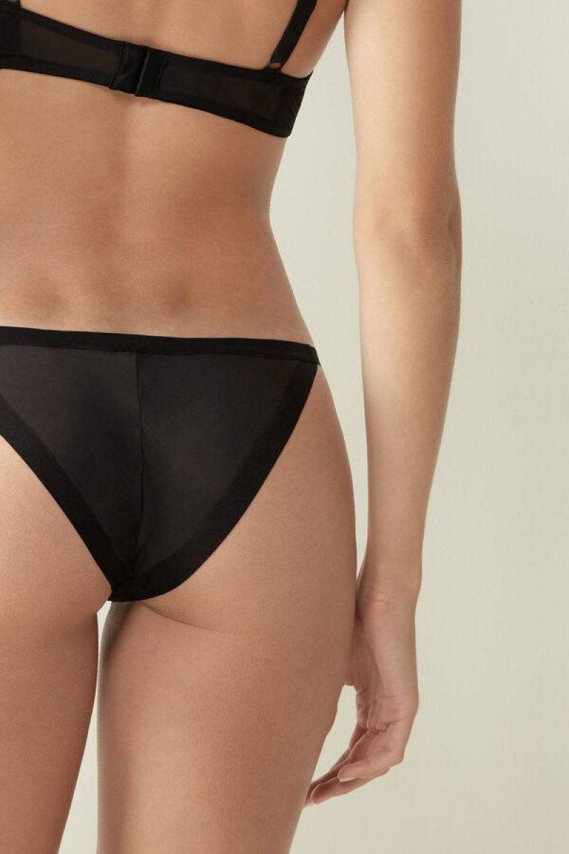 Intimissimi Invisible Touch String Trusser Dame Sort | DK3611HK